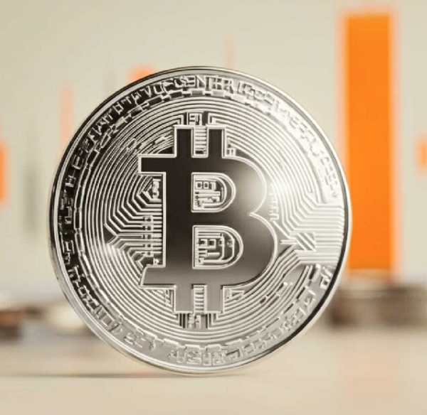 The History of Bitcoin: From Whitepaper to Worldwide Adoption